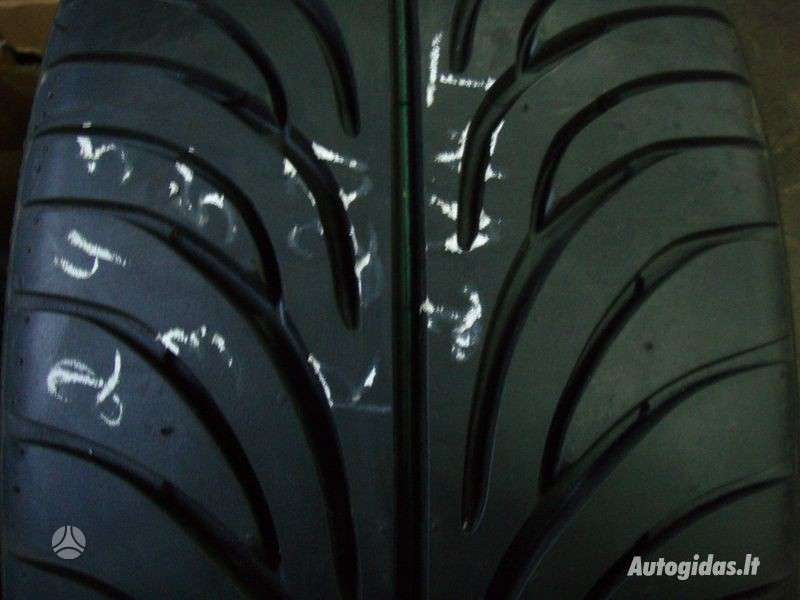Goodyear, summer 245/35 R20