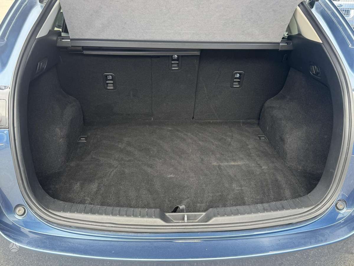 Mazda CX-5, 2.5 l., off-road / crossover