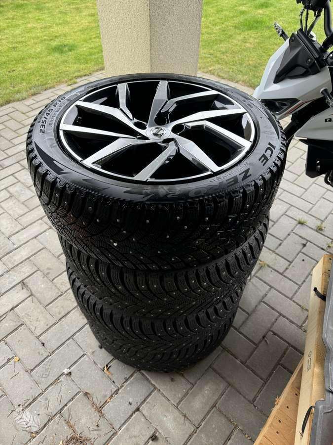 Volvo M+S/ZIEMA KOMPL.❄️❄️❄️, light alloy, R18