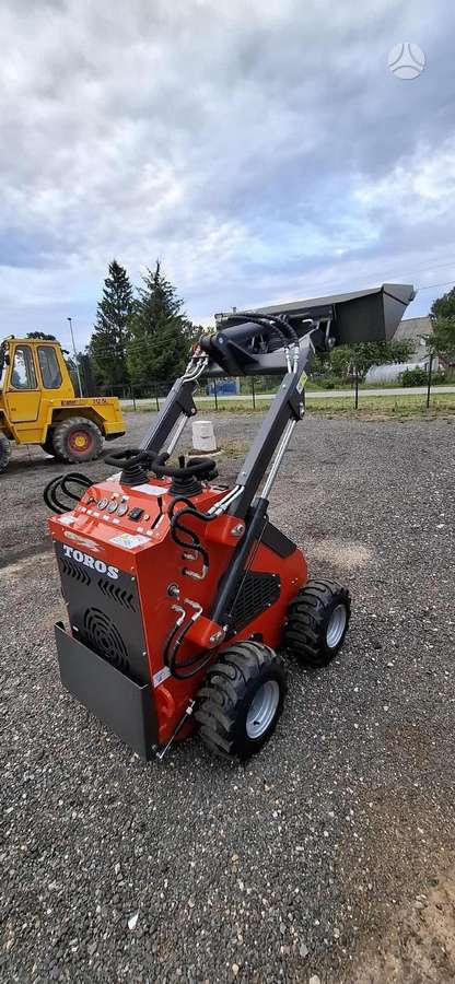 -Kita- TR480, mini loaders