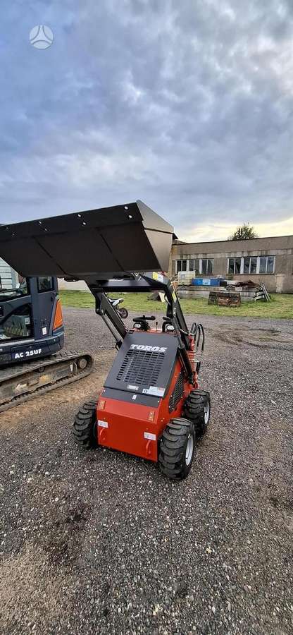 -Kita- TR480, mini loaders