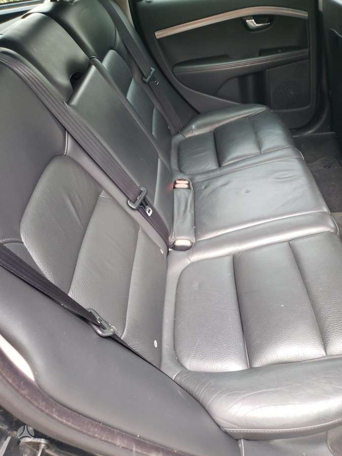 Volvo V70 Spalva 492