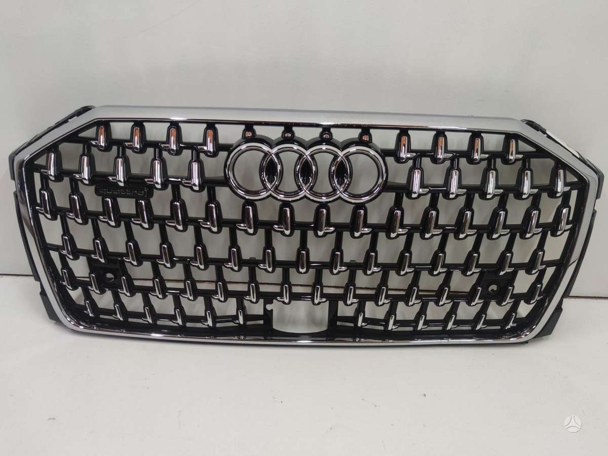 Audi A8 lights, front grill
