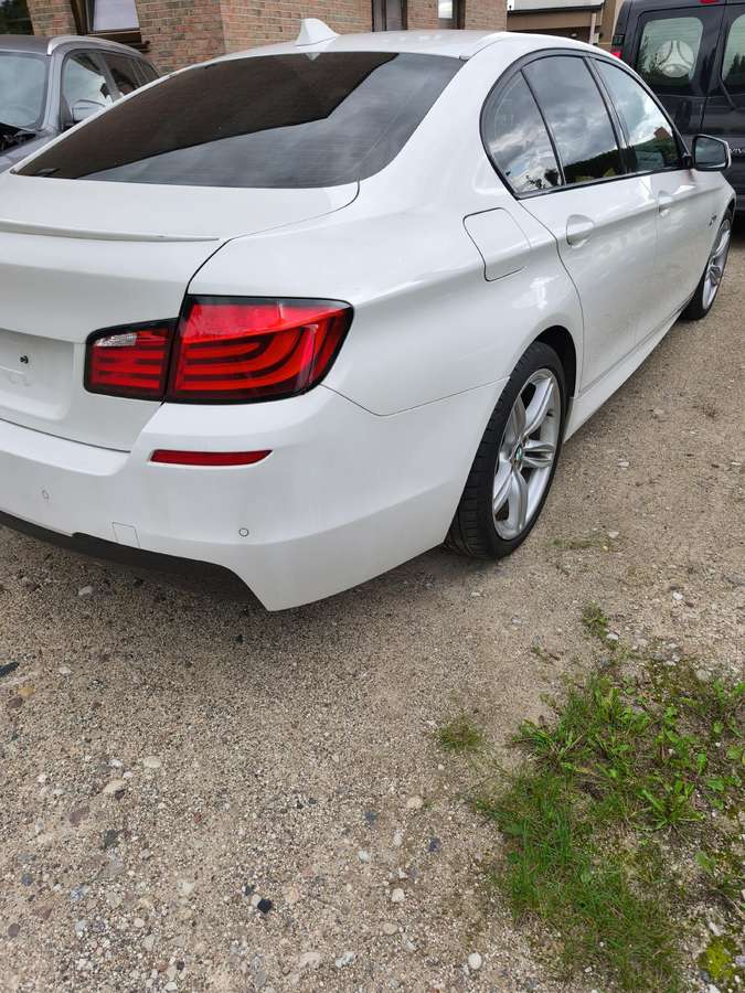 BMW 5 serija 160kw 185 000km