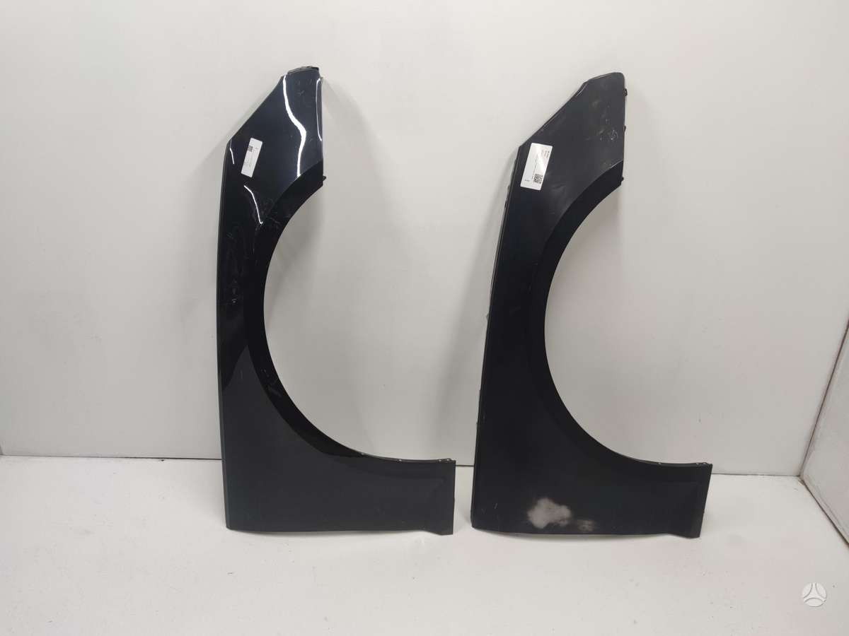 Audi A4 fenders, lights, front grill