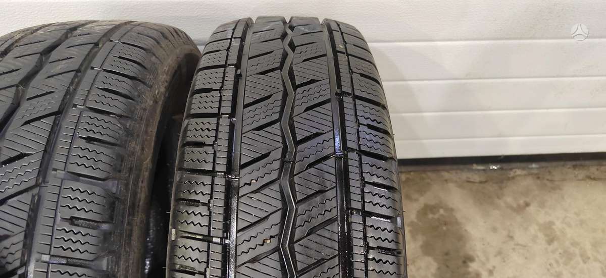Hankook Winter Icept LV, winter 215/65 R16