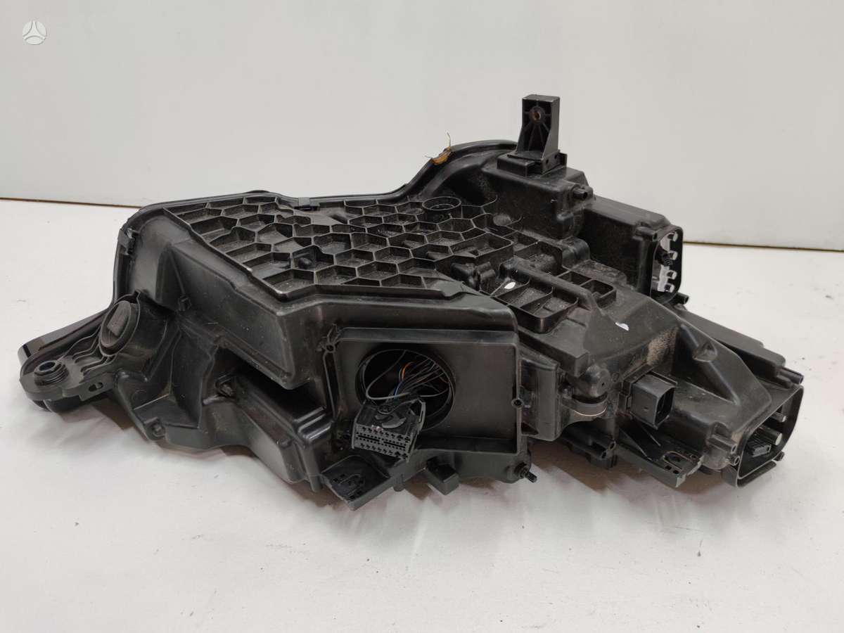 Audi e-tron virsbūves detaļas