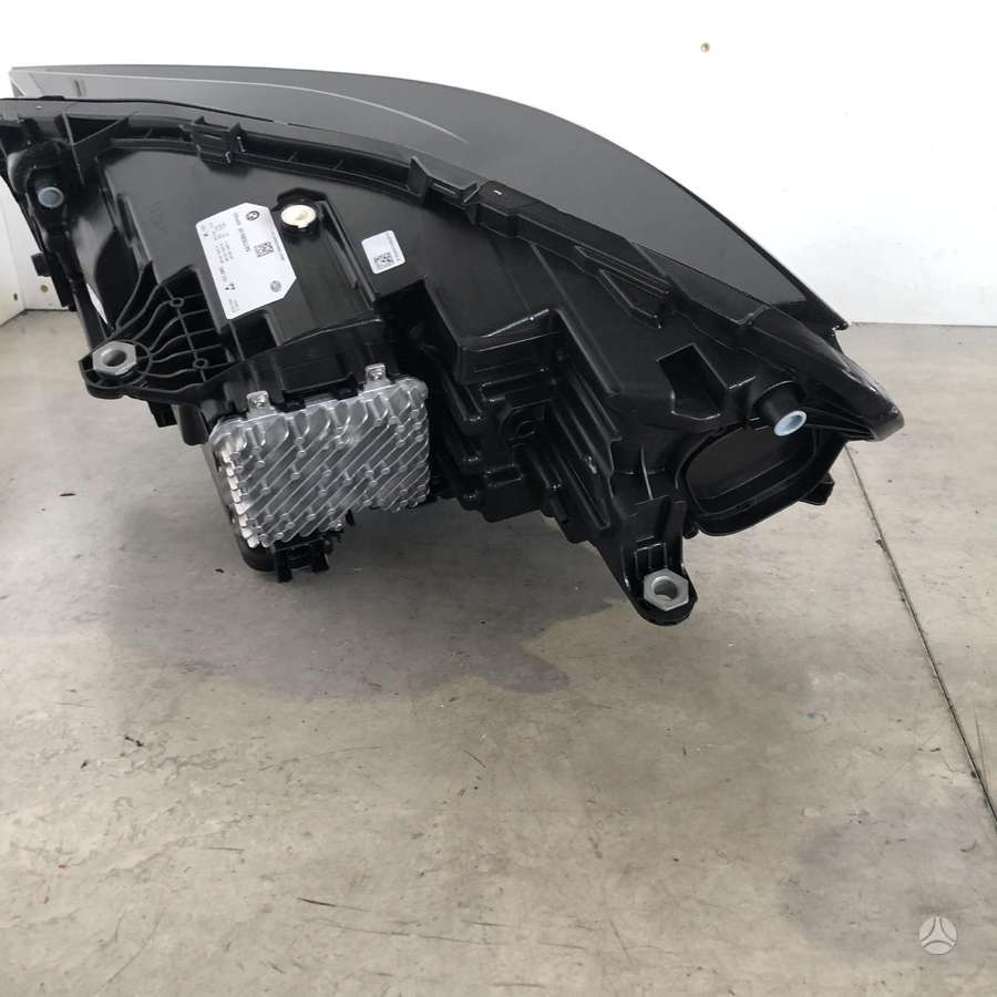 BMW X2, 5A77EB8-05, gaismas