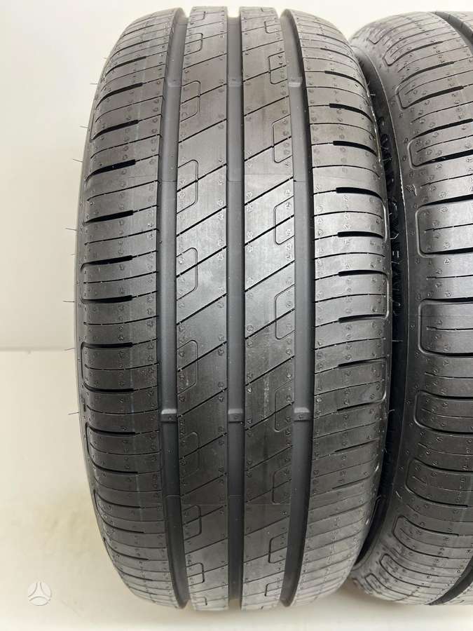 Goodyear EfficientGrip Perfomance 2022m, летние 195/45 R16