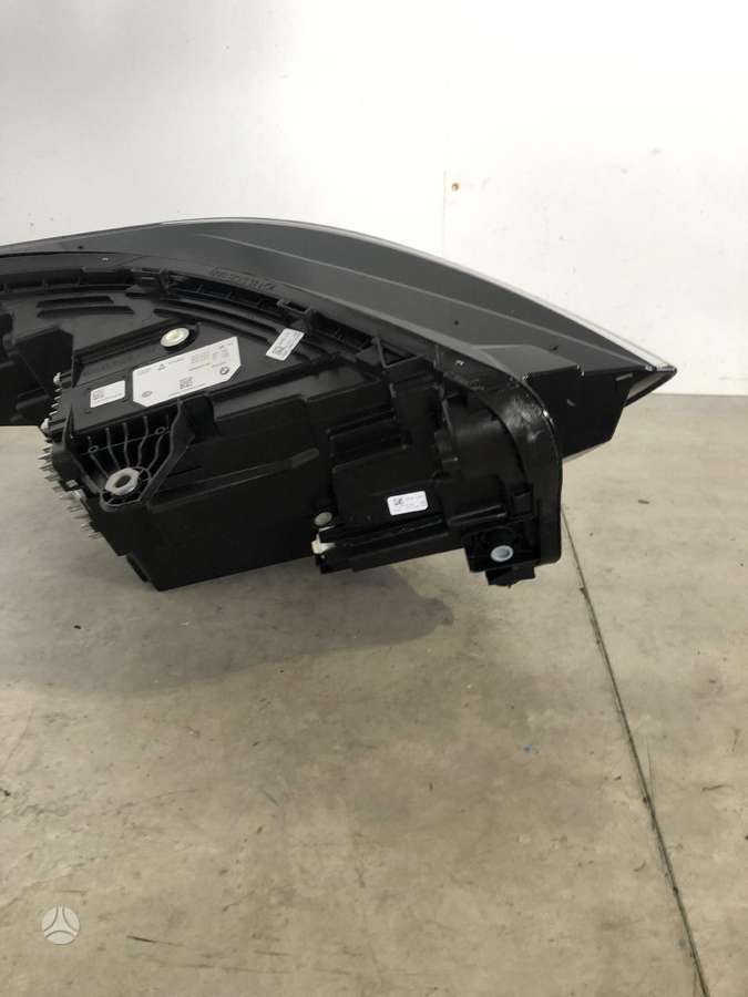 BMW iX1, 5A9A237-02, lights