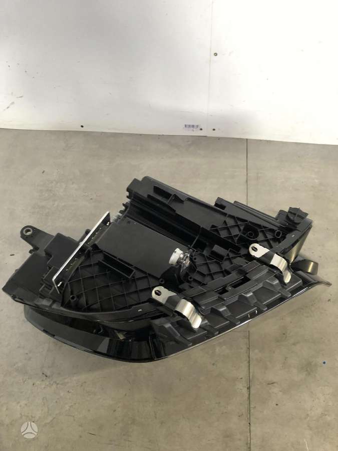 BMW iX1, 5A9A237-02, lights