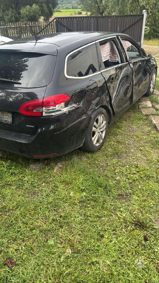 Peugeot 308 kėbulo dalys