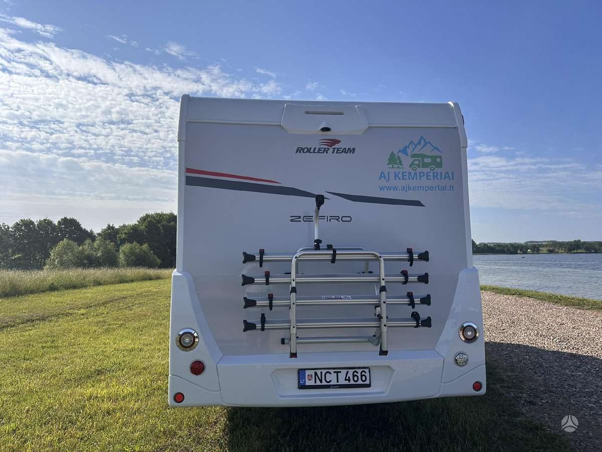 Roller Team Zefiro Plus 284, туристическиe автомобили