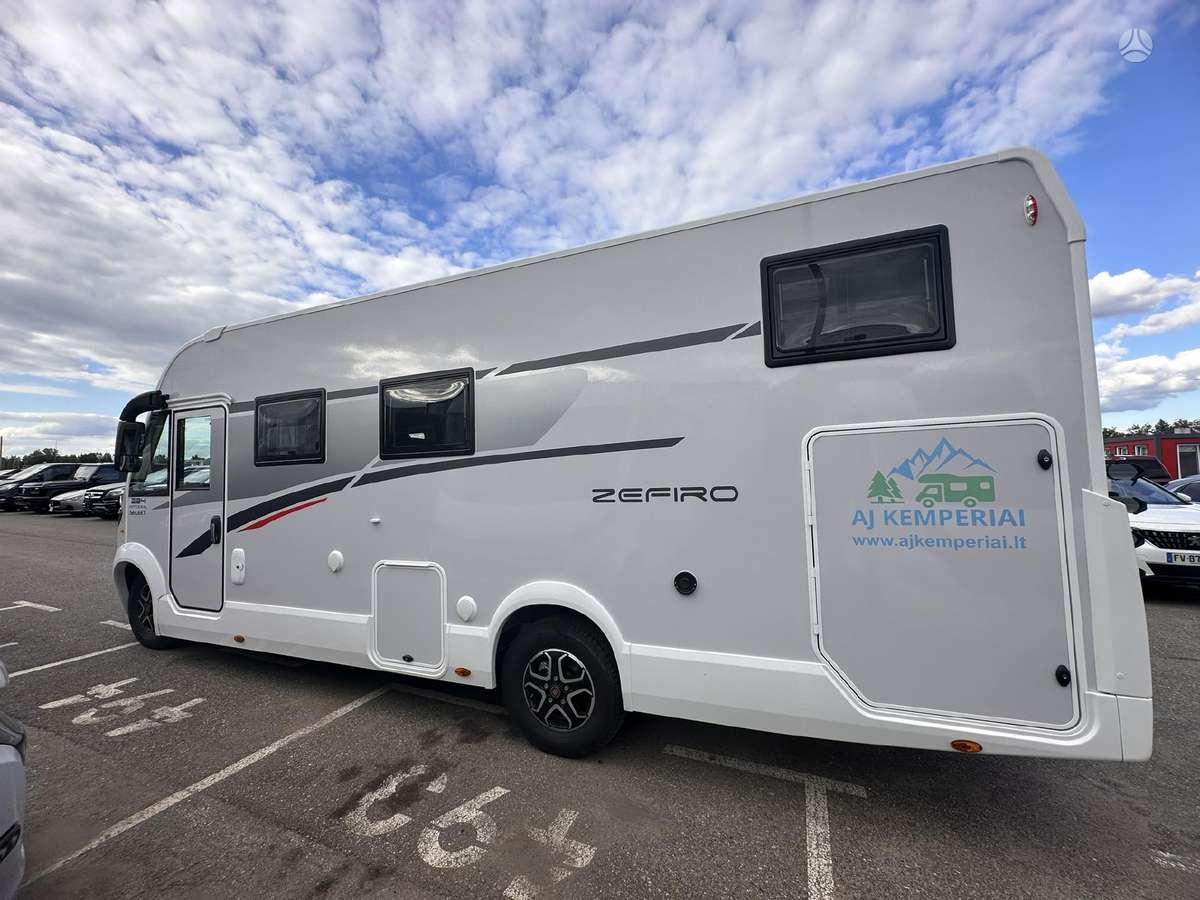 Roller Team Zefiro Plus 284, туристическиe автомобили