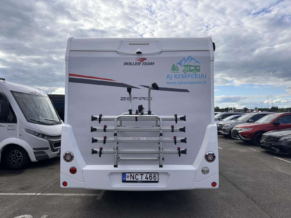Roller Team Zefiro Plus 284, туристическиe автомобили