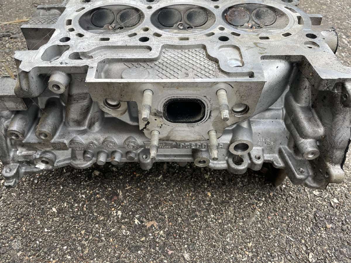 Opel Astra, 55486326, cylinder head