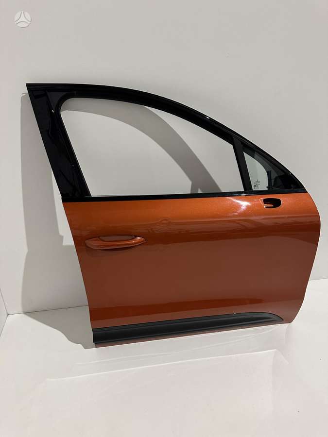 Porsche Macan doors