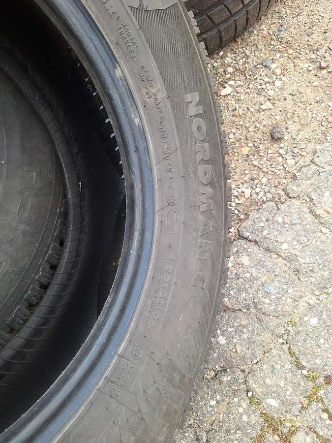 Nokian, universalios 215/75 R16