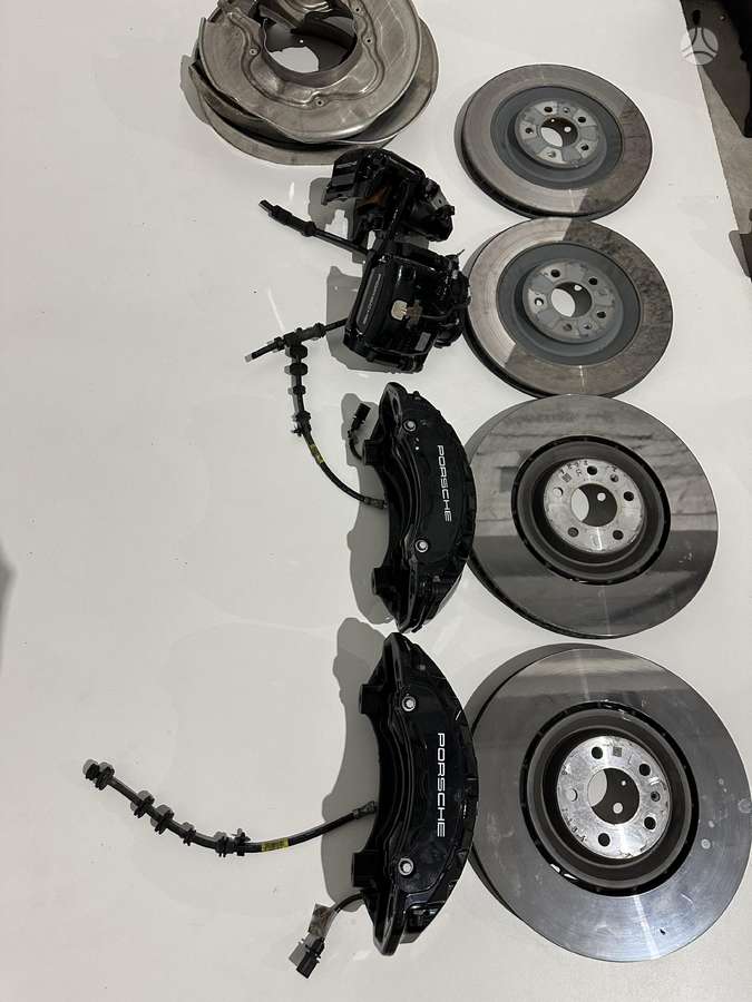 Porsche Macan brake discs