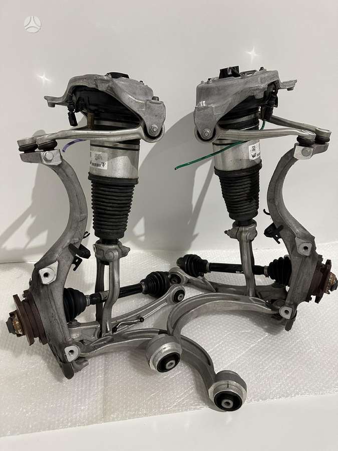Porsche Macan chassis parts