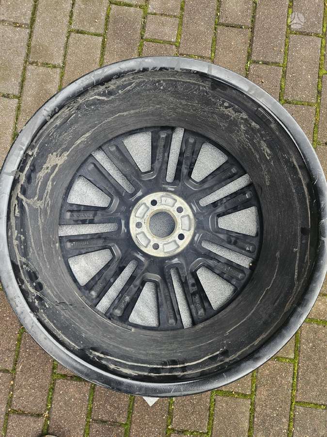 Volvo Xc90, lengvojo lydinio, R22