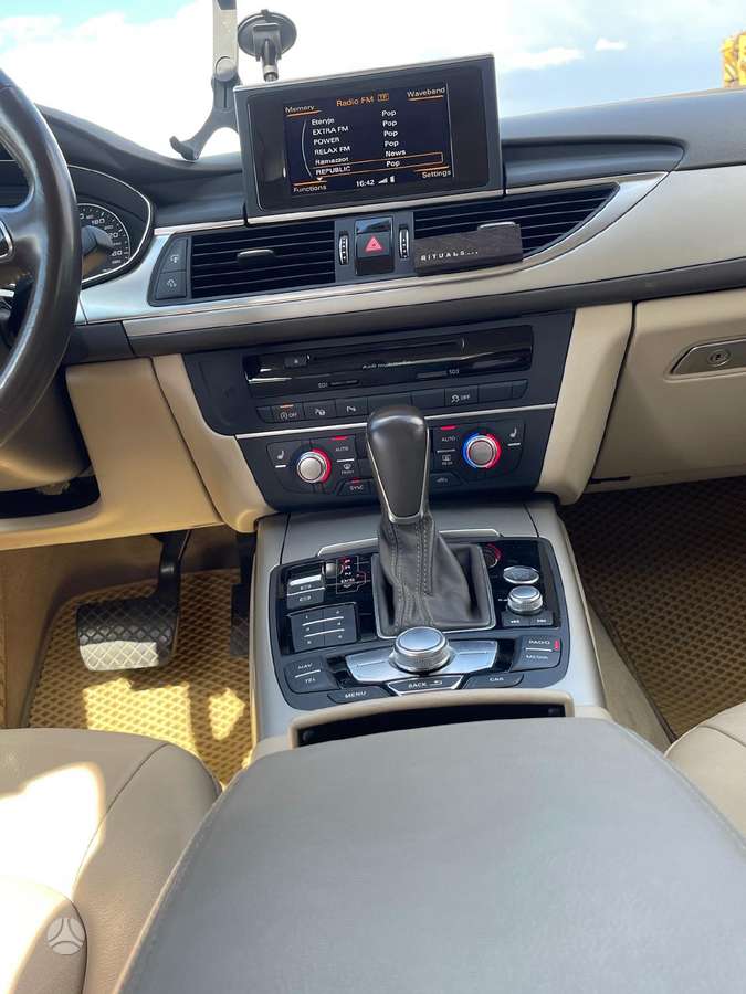 Audi A6, 2.0 l., sedanas