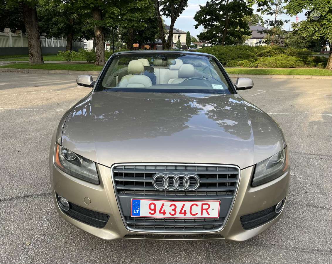 Audi A5, 2.0 l., convertible