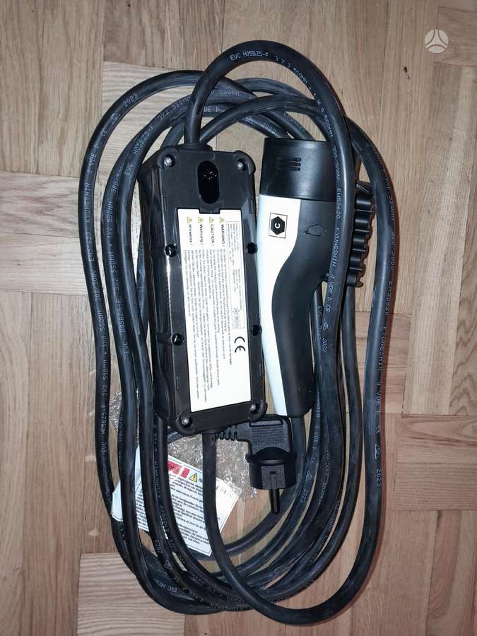 Elektromobilio pakrovėjas BMW 11kw