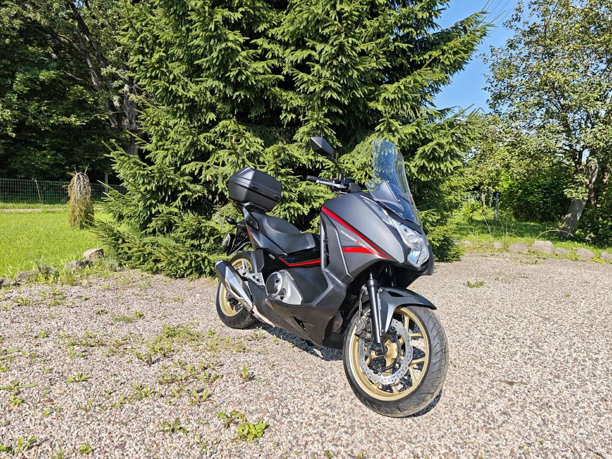 Honda NC 750cc, мотороллеры / мопеды