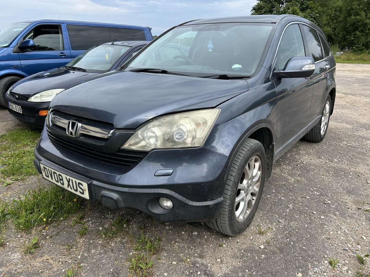 Honda CR-V Dalis pristatome