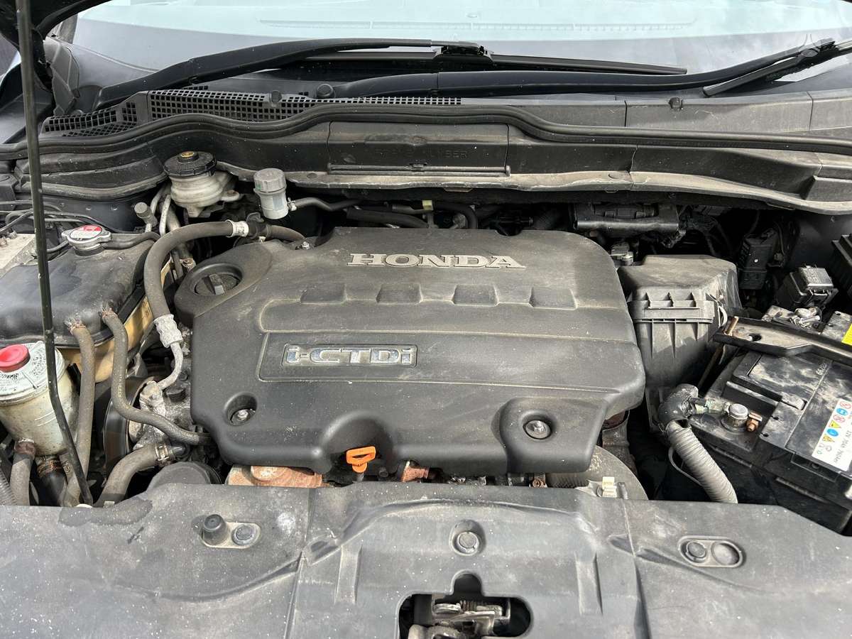 Honda CR-V Dalis pristatome