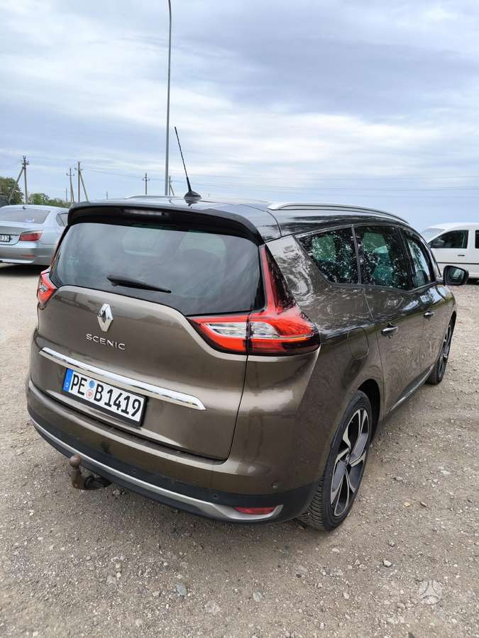 Renault Grand Scenic - 4