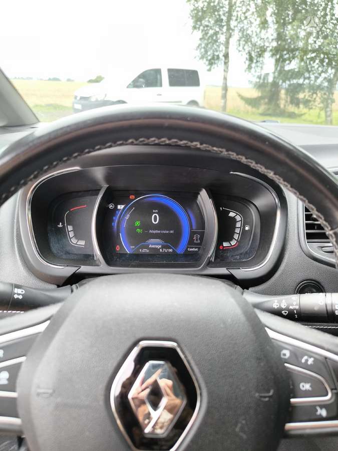 Renault Grand Scenic - 12
