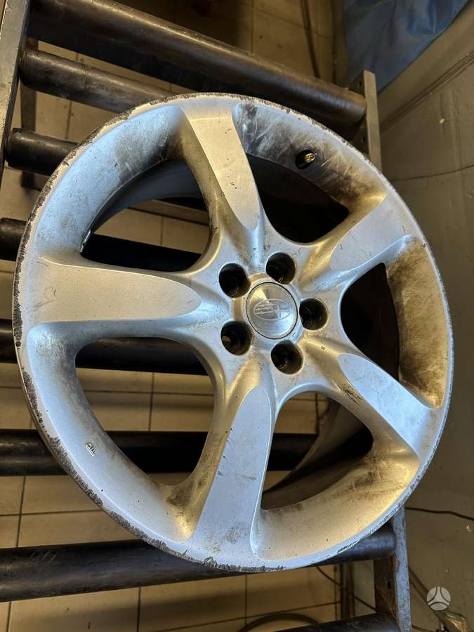 Subaru, lengvojo lydinio, R17