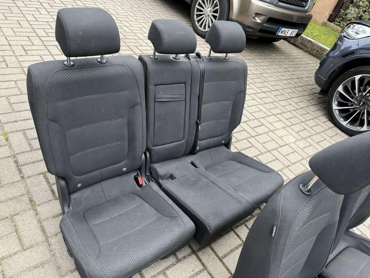 Volkswagen Touareg сиденья