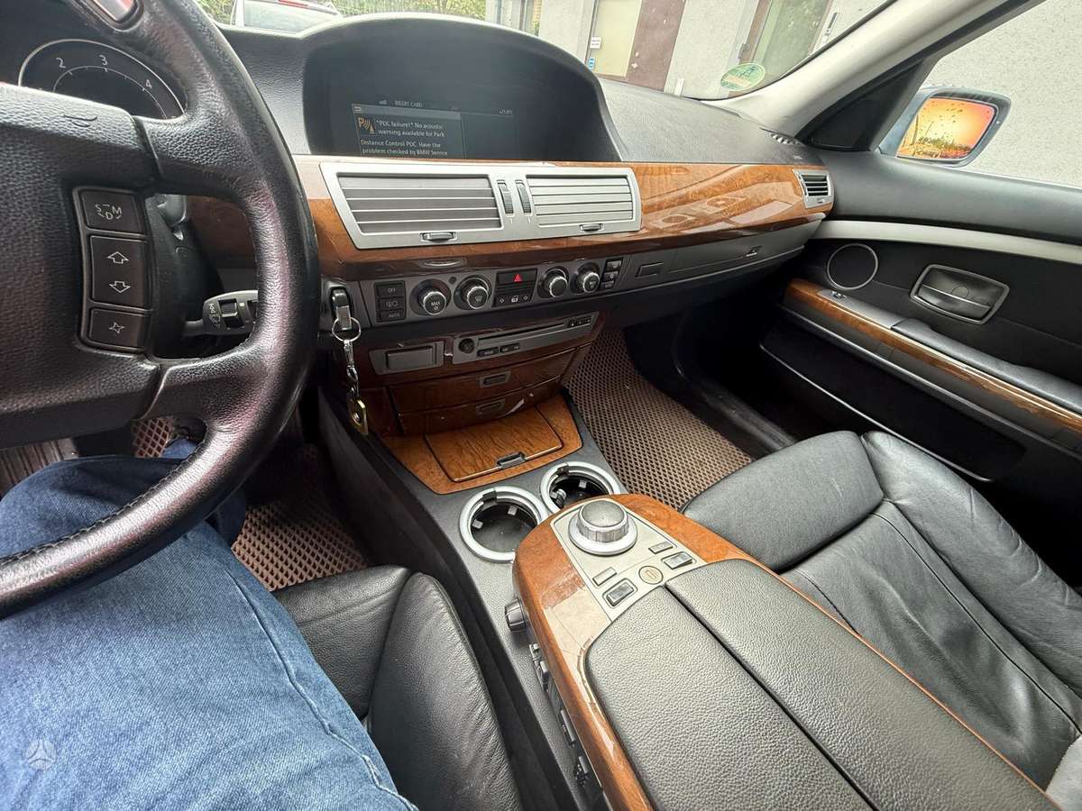 BMW 730, 3.0 l., Седан