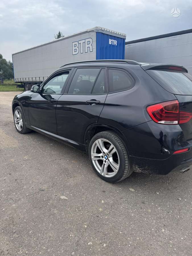 BMW X1 for parts