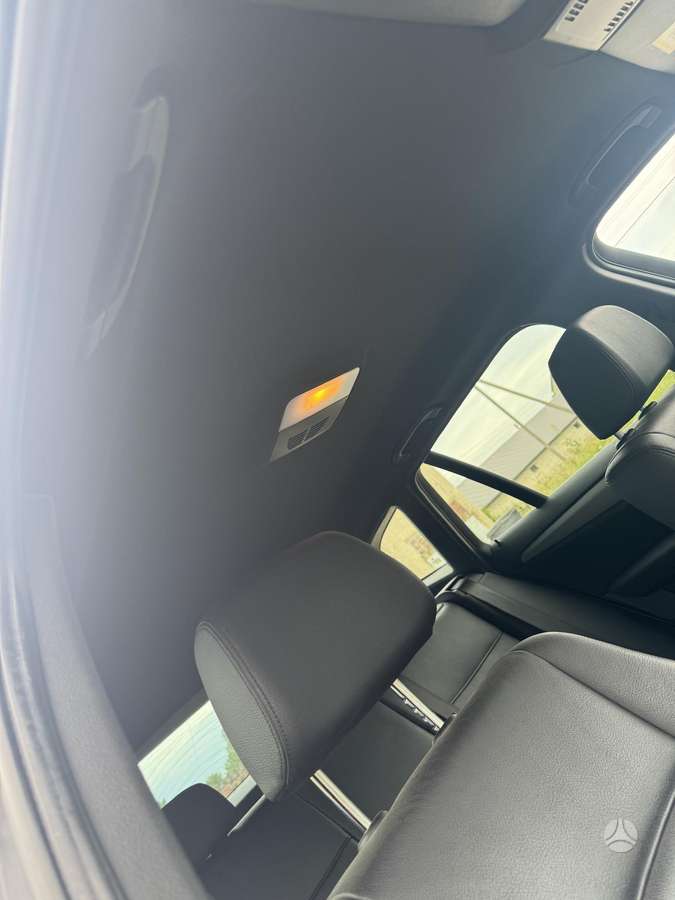 BMW X1 dalimis