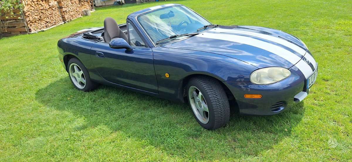 Mazda MX-5, 1.6 l., convertible