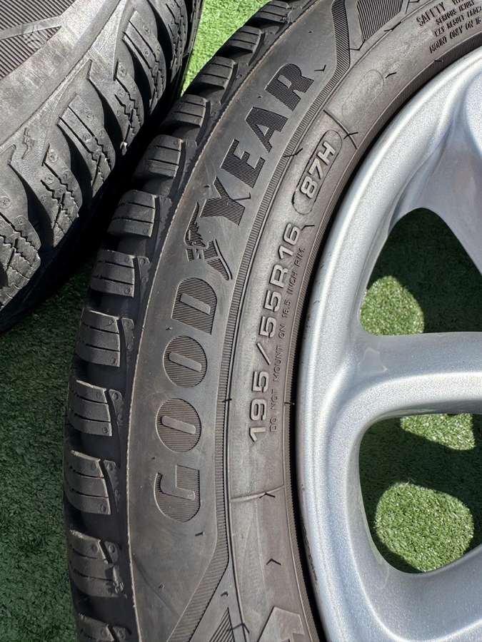 Audi ORGINALUS - 6.5J, ET54, light alloy, R16