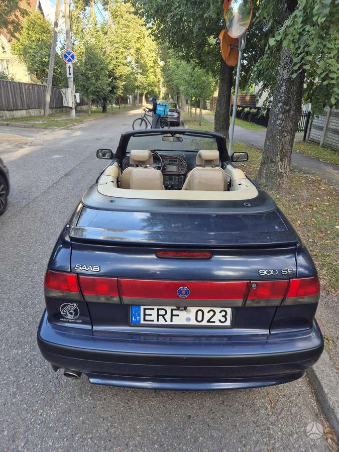 Saab 900 - 9