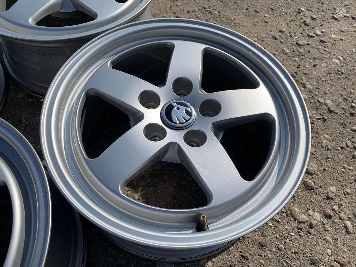 Skoda ORGINALUS - 7J, ET35, легкосплавные , R16