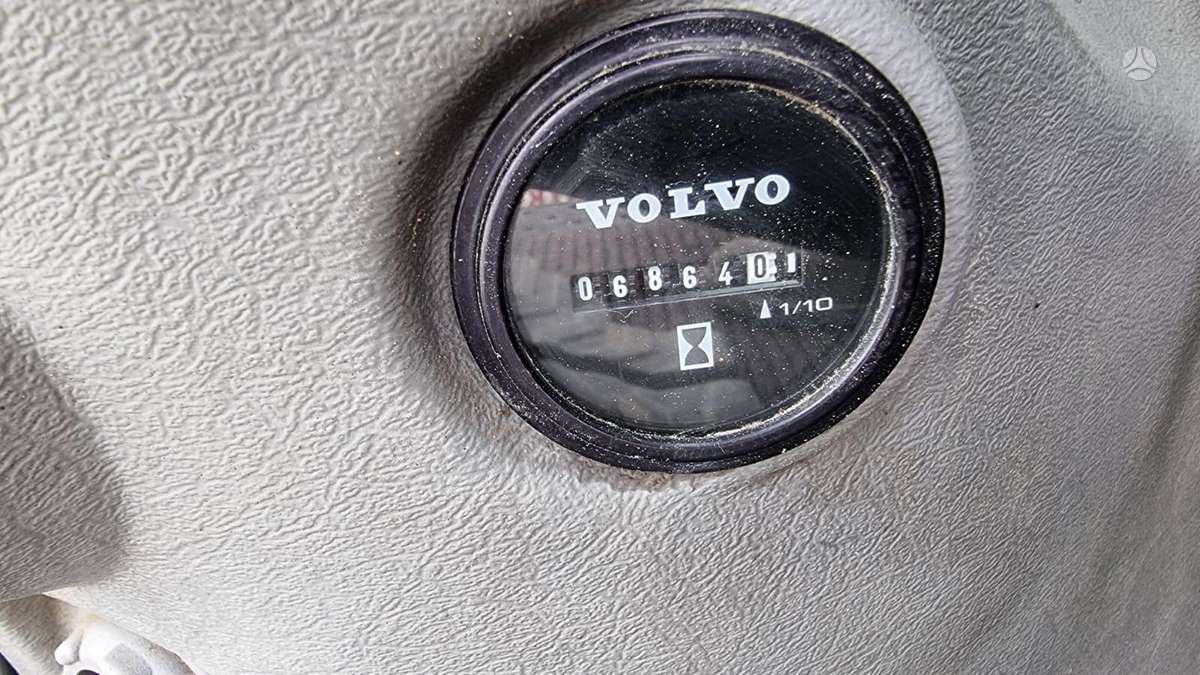Volvo EC300 DL (Black edition), ekskavatoriai