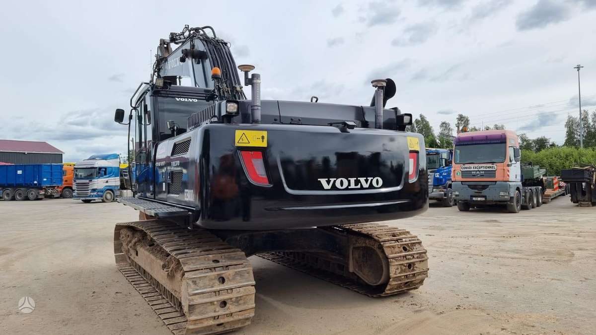 Volvo EC300 DL (Black edition), ekskavatoriai