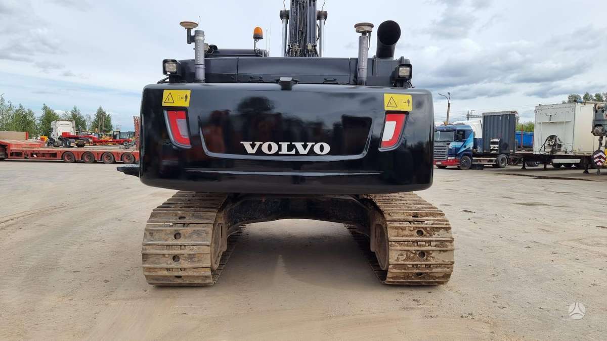 Volvo EC300 DL (Black edition), ekskavatoriai