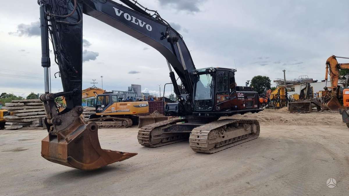 Volvo EC300 DL (Black edition), экскаваторы