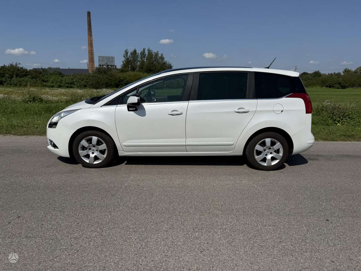 Peugeot 5008 - 3