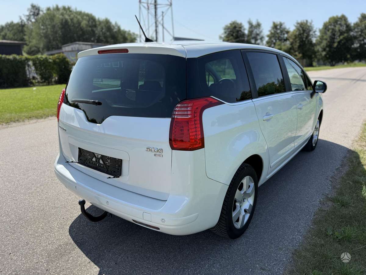 Peugeot 5008 - 6