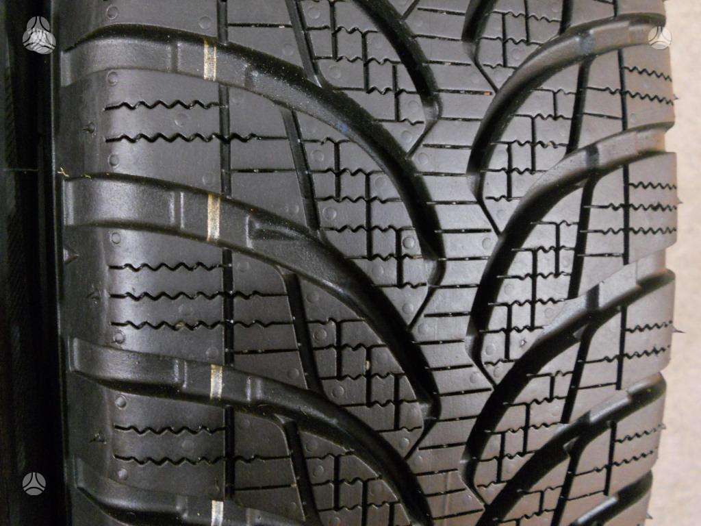 Bridgestone 85% Blizzak LM005', universalios 155/70 R19