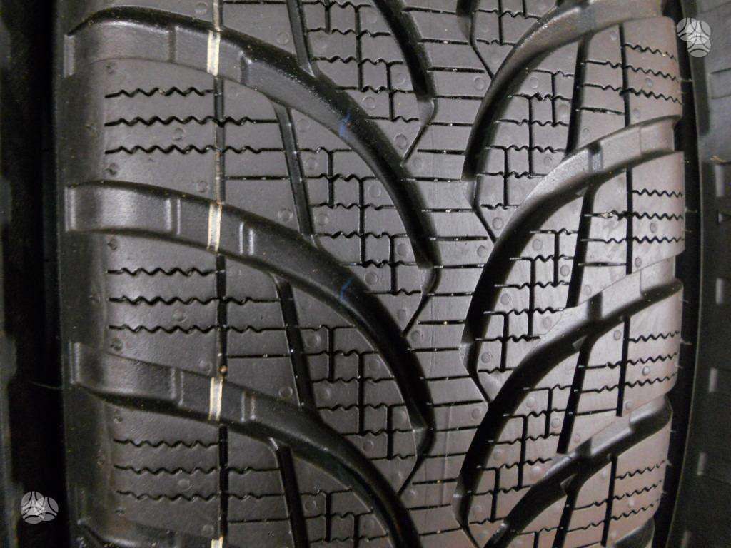 Bridgestone 85% Blizzak LM005', universalios 155/70 R19